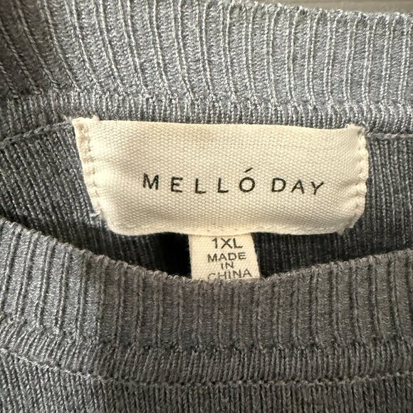 Mello Day 1XL Gray Sweater & Striped Tank 2-in-1 Layered Top - Picture 3 of 4